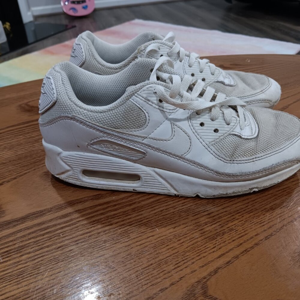 Nike Air Max 90 White Size 7.5 - Picture 3 of 5